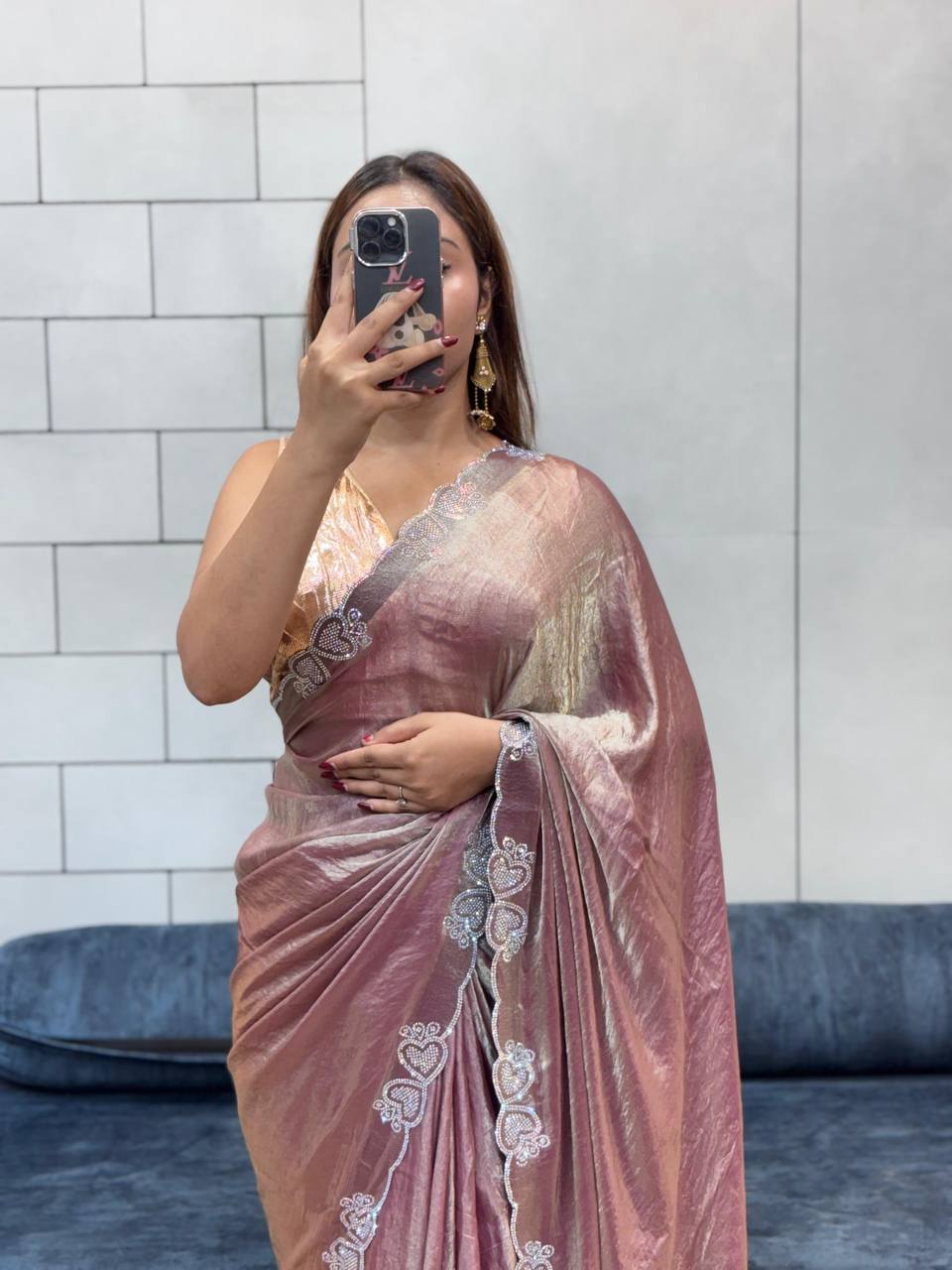 LOVING HART DIAMOND 💎 WORK BORDER SPACE SILK SAREE