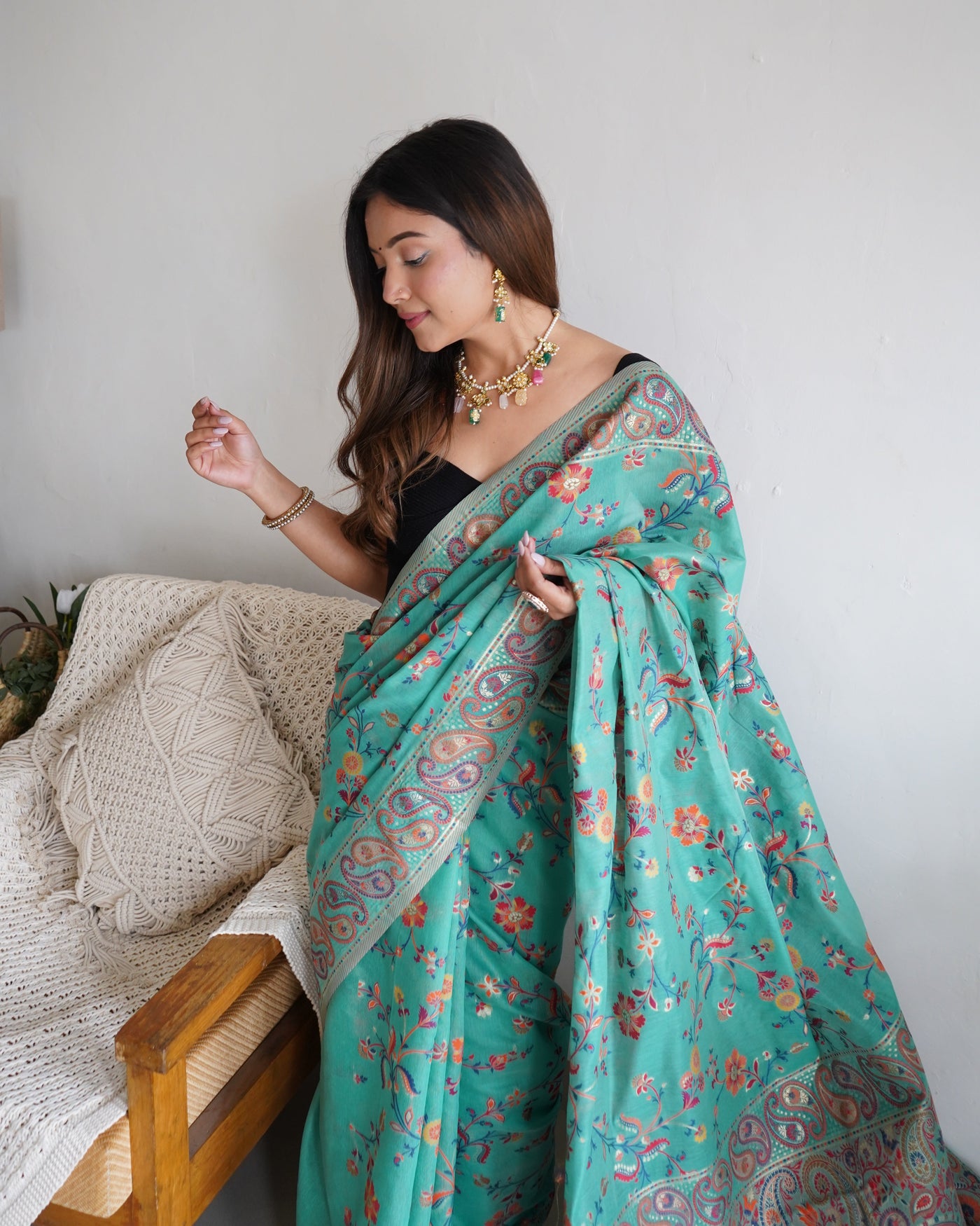 KASHMIRI PASHMINA COTTON KACHHI WORK MULTI THRADE SAREE