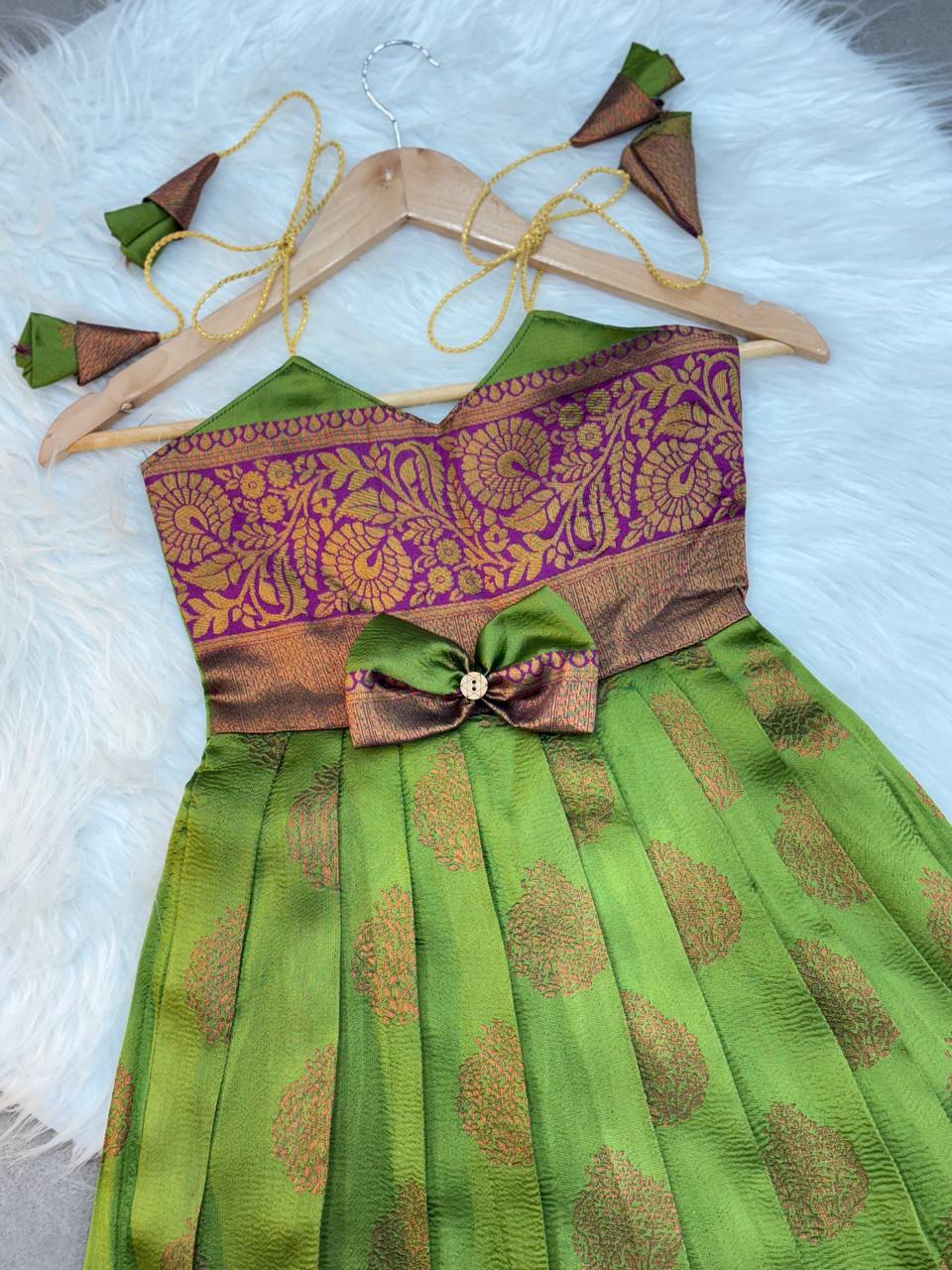 Kids' Designer Pattu Dress – Green with Zari Border and Bow Detail