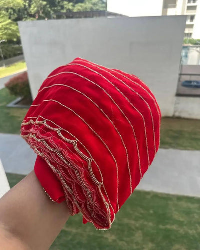 Luxurious Party Wear Saree with Delicate Embellished Detailing