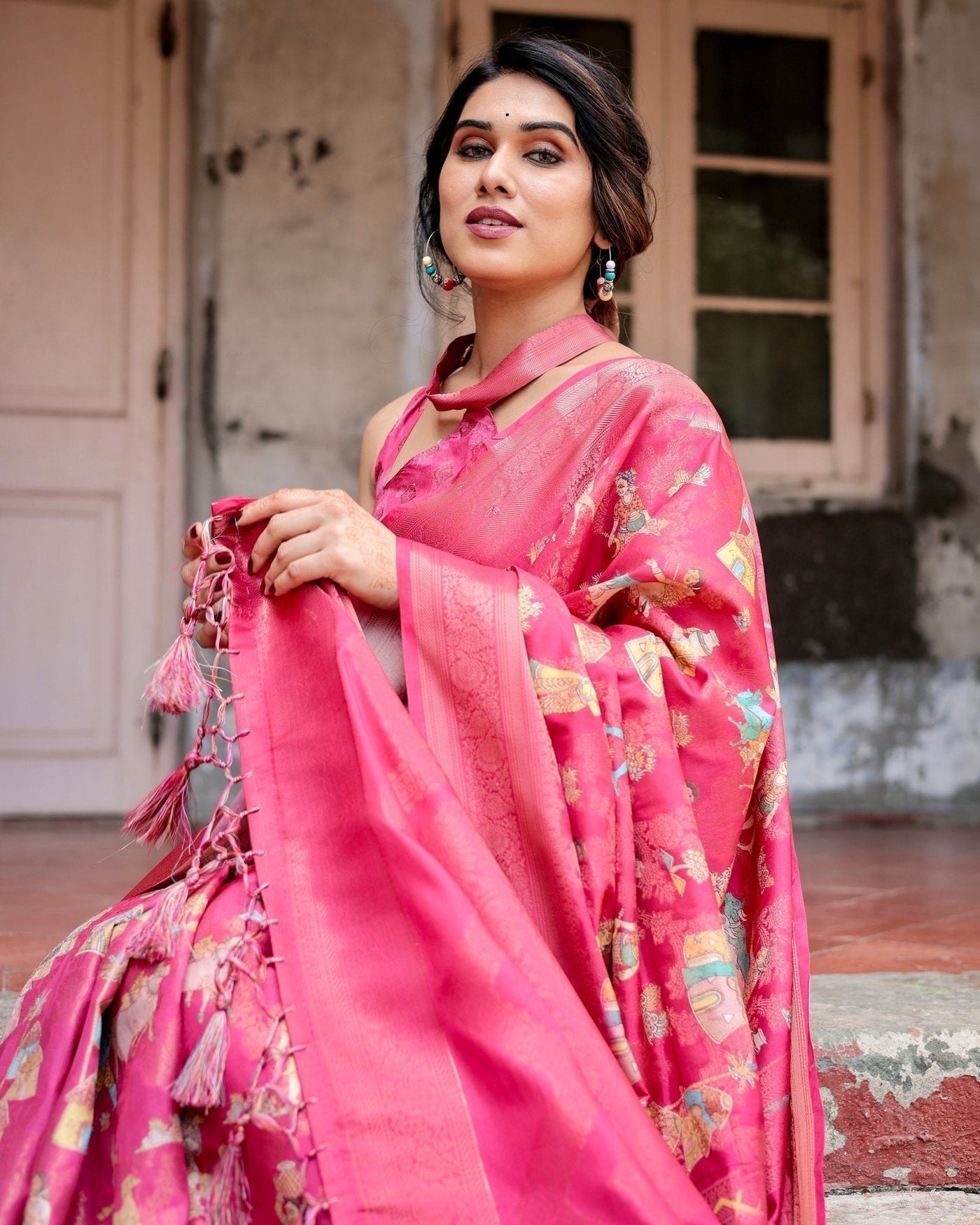 Regal Pink Banarasi Silk Saree with Zari Weave and Intricate Tassels