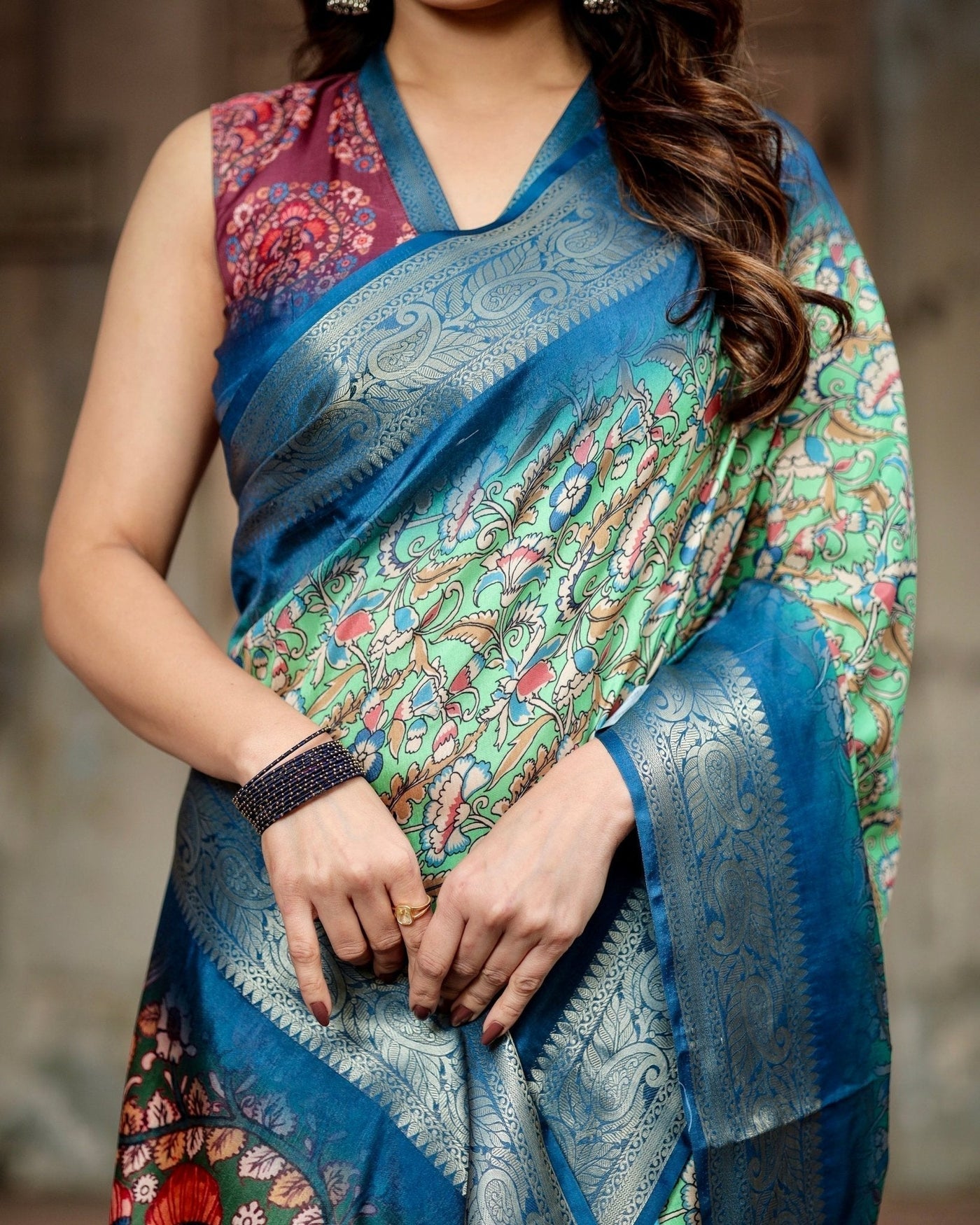 Majestic Blue and Green Digital Print Saree with Intricate Floral Motifs and Contrasting Pallu