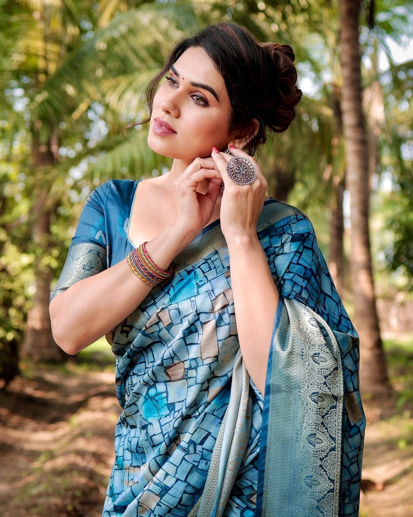 Mesmerizing Blue Tussar Silk Saree with Golden Zari Border and Mosaic-Inspired Pallu Design