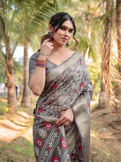 Stunning Grey Tussar Silk Saree with Golden Zari Border and Mosaic-Inspired Pallu Design