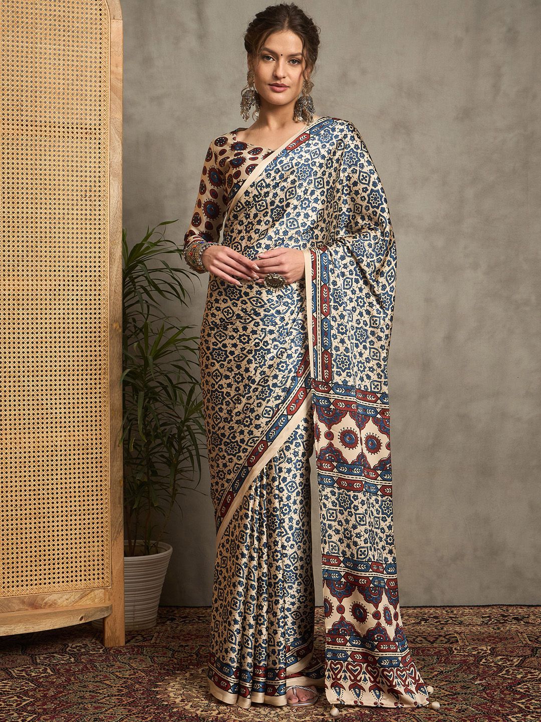 Royal Gajji Silk Saree in Cream & Indigo with Traditional Ajrakh Print